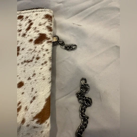 Cowhide bag / crossbody - Picture 6 of 7